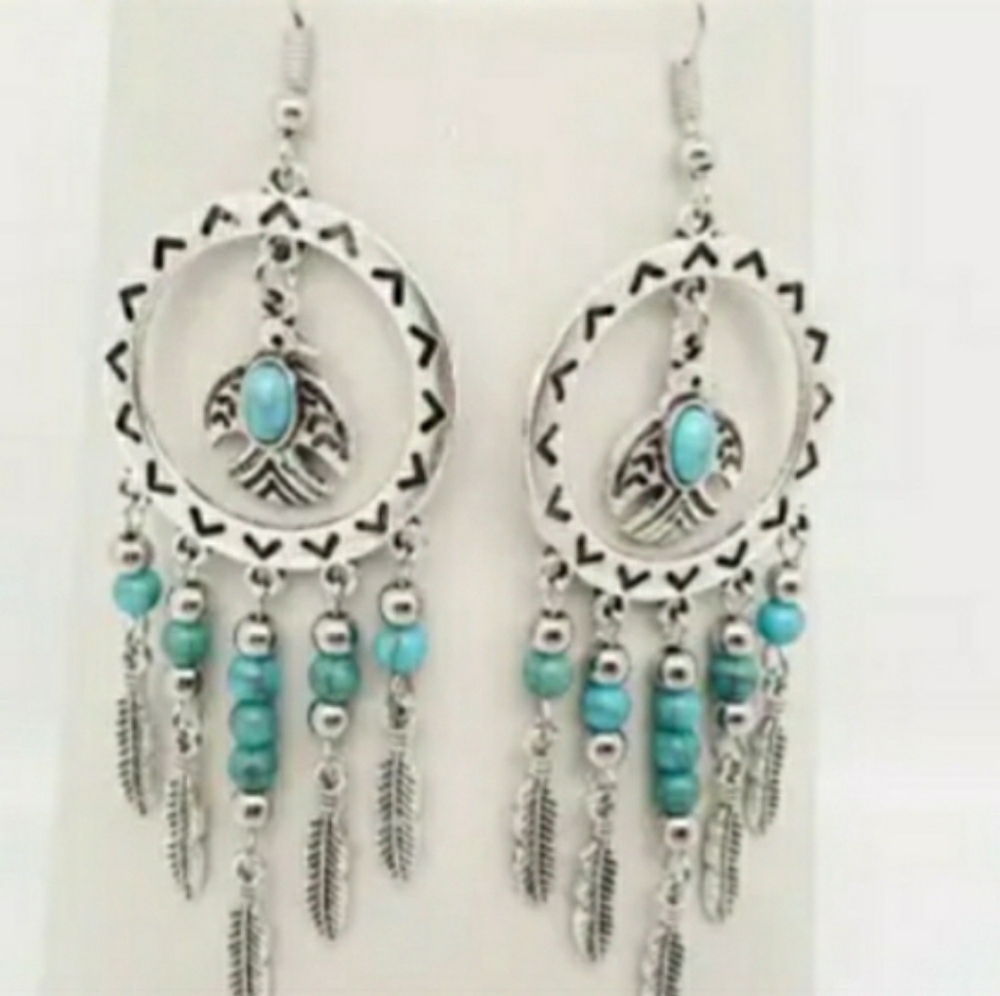 Western style dangling earrings
